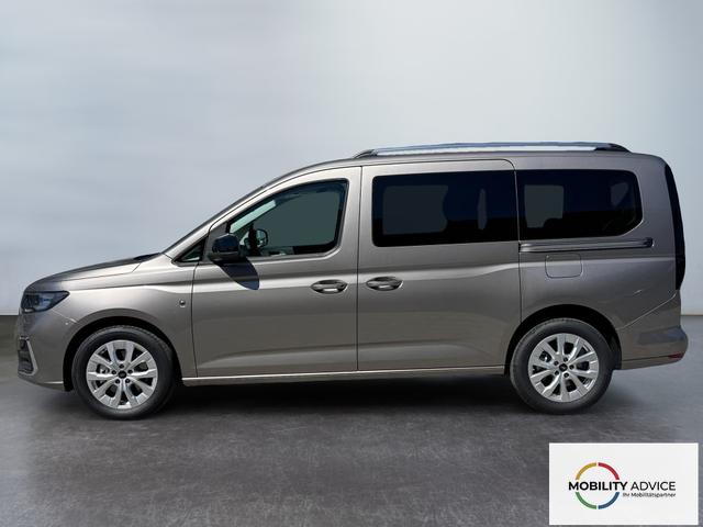Ford Grand Tourneo Titanium