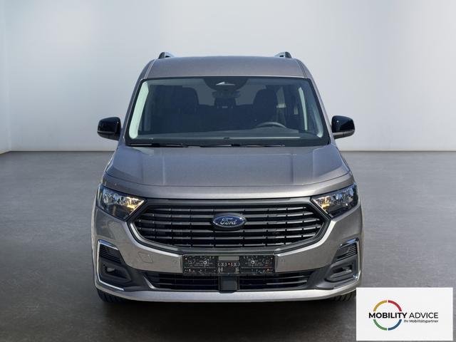 Ford Grand Tourneo Titanium