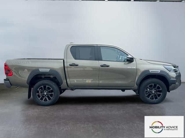 Reimport Toyota Hilux INVINCIBLE Double Cab 2.8 D-4D 4x4 kaufen