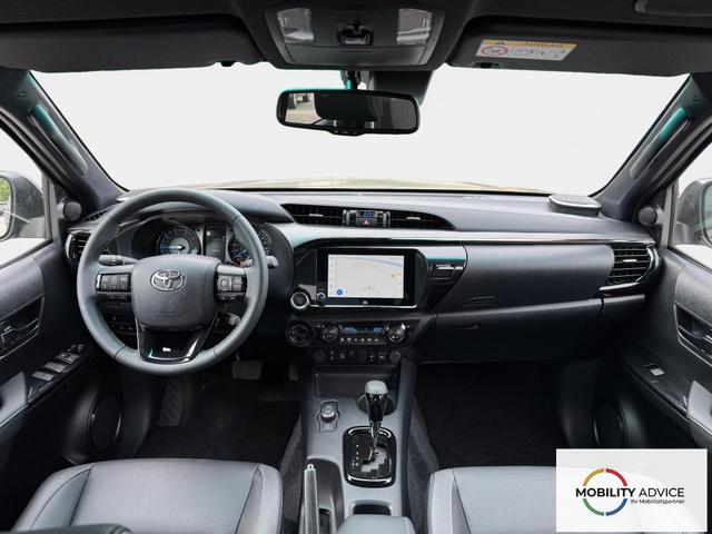Reimport Toyota Hilux INVINCIBLE Double Cab 2.8 D-4D 4x4 kaufen