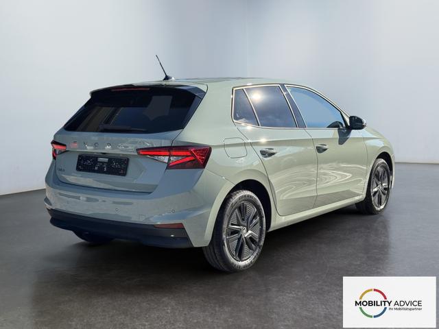 Skoda Fabia Extra Plus 1,5 TSI 2 ZoKlima ACC Navi 2x Einparkhilfe Kessy beheiztes Lenkrad Sitzheizung Sunset 5J Garantie 