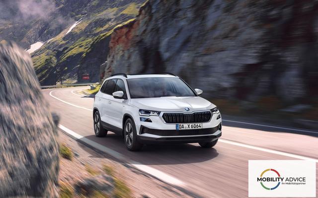 Skoda Karoq Extra 2,0 TDI 2ZoKlima Kamera 2x Einparkhilfe Alu Felgen 5J Garantie Sitzheizung LED Scheinwerfer ACC 