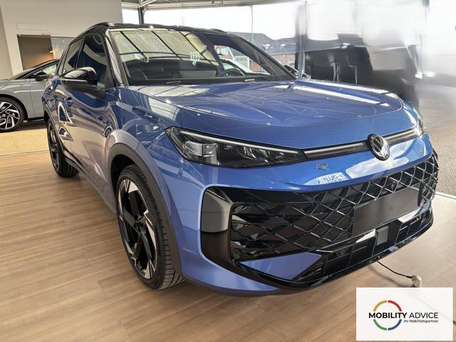 Volkswagen T-Roc R-Line 1.5 eTSI mild-hybrid 150PS DSG, 18" Alu, Sportsitze, Privacy-Glas, Sitzheizung, M-Lederlenkrad beheizt, Keyless, Digital Cockpit Pro, Alarmanlage, ACC Tempomat, 3Z-Climatronic, ParkAssist + Kamera, Radio 12,9"/Wireless App-Connect, LED-Scheinwerfer PLUS 