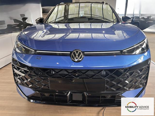 Volkswagen T-Roc R-Line 1.5 eTSI mild-hybrid 150PS DSG, 18" Alu, Sportsitze, Privacy-Glas, Sitzheizung, M-Lederlenkrad beheizt, Keyless, Digital Cockpit Pro, Alarmanlage, ACC Tempomat, 3Z-Climatronic, ParkAssist + Kamera, Radio 12,9"/Wireless App-Connect, LED-Scheinwerfer PLUS 