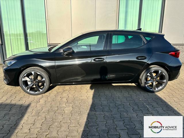 Cupra Leon Basis 1.5 TSI 150PS, 5 Jahre Garantie, METALLIC EDGE-PAKET (KEYLESS, ALARM, R&Uuml;CKFAHRKAMERA), SCHALENSITZE / FAHRERSITZ ELEKTRISCH, SITZHEIZUNG, 18" ALU, LED-Scheinwerfer, 3Z-Climatronic, ACC/Tempomat, Digitales Cockpit, Full Link, Parksensoren v/h, Privacy-Gla 