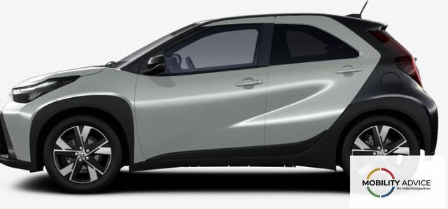 Toyota Aygo X Pulse 1.5 Hybrid 115PS CVT/AUTOMATIK, 3 Jahre Garantie, 17" Alufelgen, Uni-Lackierung Tarragon /Dach schwarz, Privacy-Glas, Sitzheizung, R&uuml;ckfahrkamera, Klimaautomatik, Audiosystem 9" + Smartphone-Integration, Lederlenkrad, ACC, ZV mit Fernbedienung 