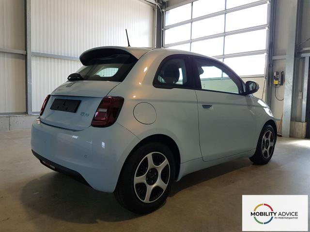 Fiat / 500e / Blau / / / 