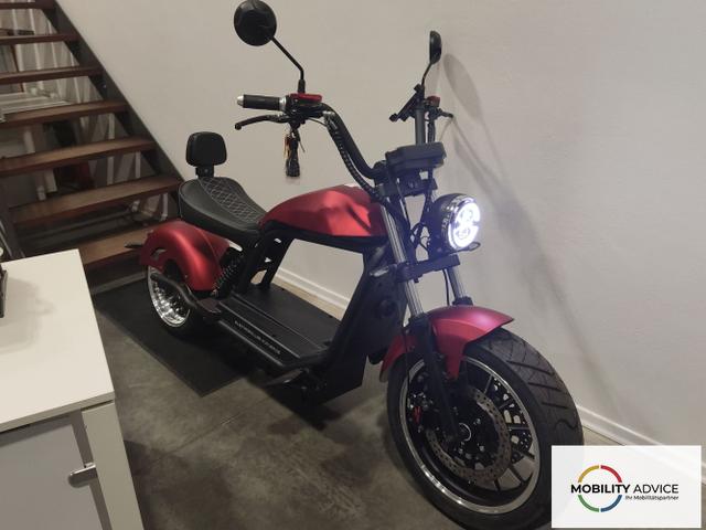 Futura / Chopper E-Roller / Rot / / / 
