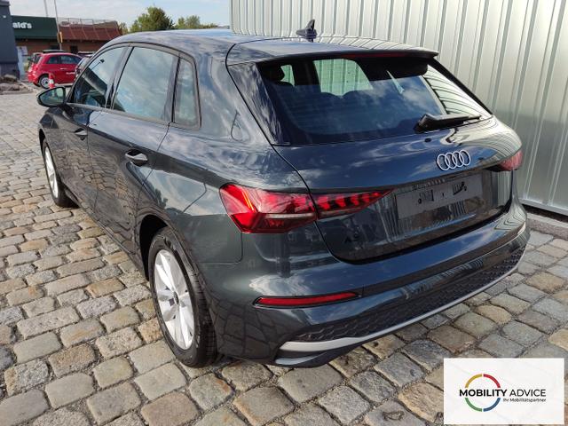 Audi / A3 Sportback / Grau / / / 