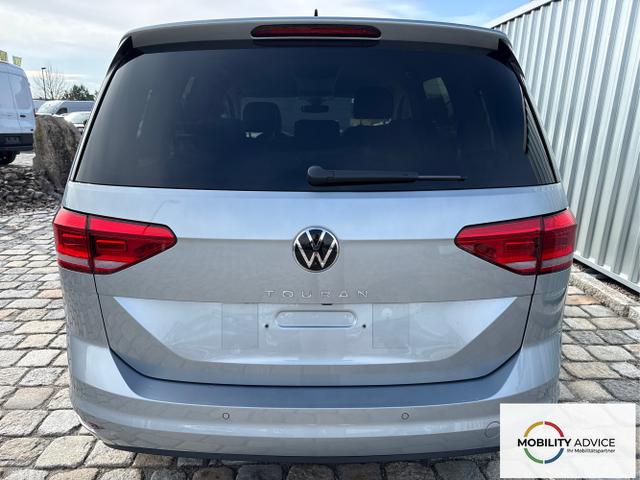 Volkswagen / Touran / Silber / / / , Beispielbilder, ggf. teilweise mit Sonderausstattung