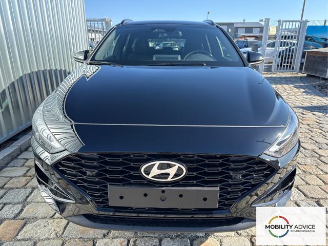 Hyundai / i30 Kombi / Schwarz / / / , Beispielbilder, ggf. teilweise mit Sonderausstattung