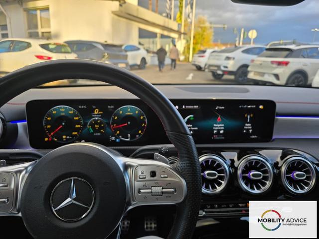 Mercedes-Benz AMG-Line CLA 200 DCT AMG Line Multibeam 19Z Pano KeyLess 
