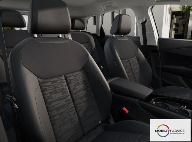 Audi Q3 Tech LED+ KlimaP Keyl ACC PrivG 18Z eHK PDC+ 