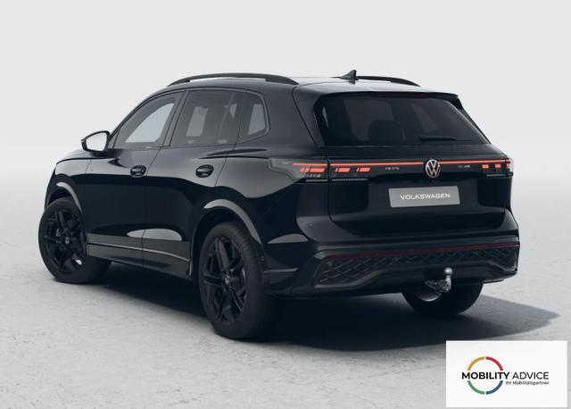 Volkswagen Tiguan R-Line 4M Pano Nav AHK Matrix LM20Z PrivG 