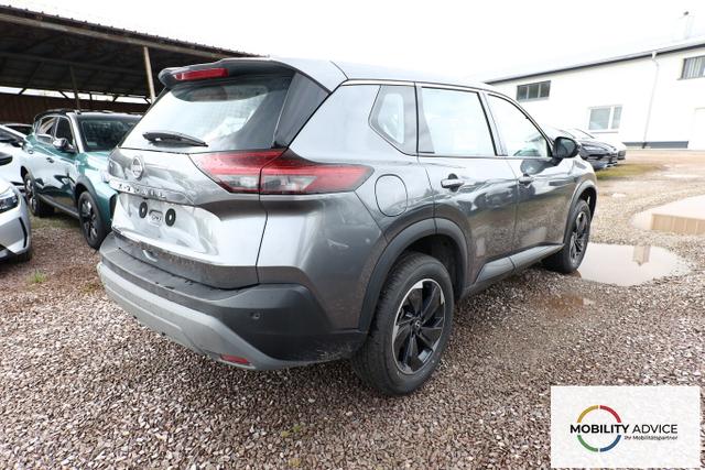 Nissan X-Trail Acenta AT 4xSHZ LED Kam ACC CarPlay Keyl 