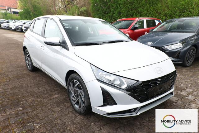 Hyundai i20 Select DCT Nav DigCo 16 CarPlay Kam PDC Temp 