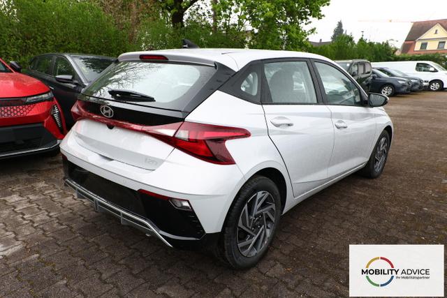 Hyundai i20 Select DCT Nav DigCo 16 CarPlay Kam PDC Temp 