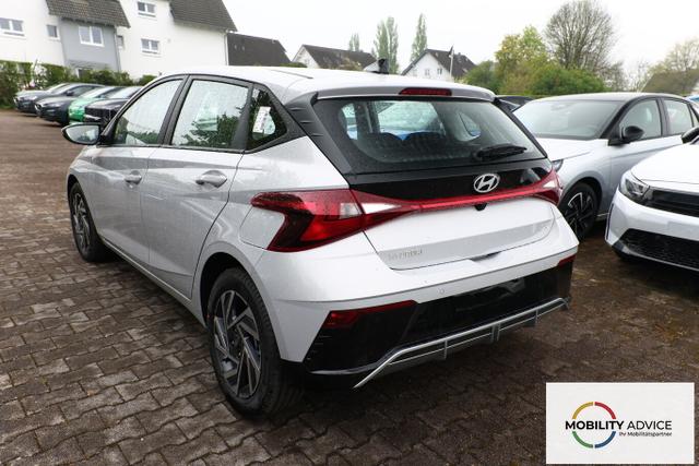 Hyundai i20 Select DCT Nav DigCo 16 CarPlay Kam PDC Temp 