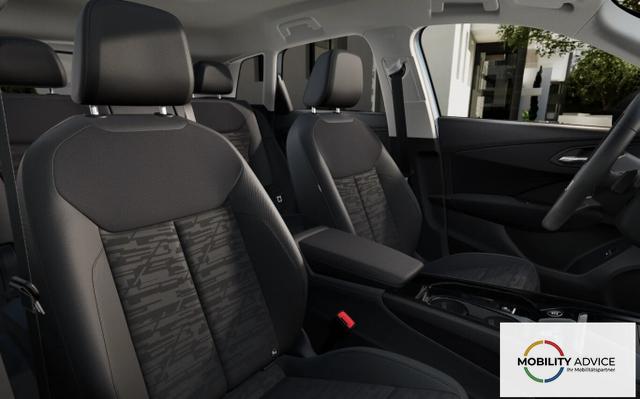 Audi Q3 Intense Tech LED+ KlimaP MMI+ Keyl PrivG 18Z eHK AHK 