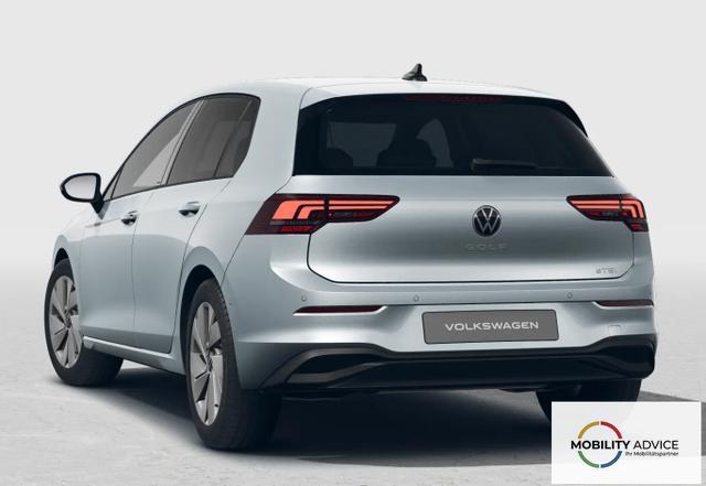 Volkswagen Golf LIFE 8 eTSI Ready2D ParkAs+ SHZ PrivG 17Z KeyL 