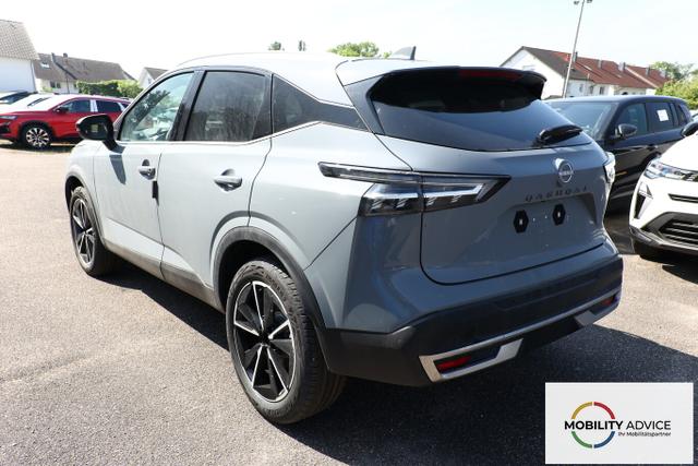 Nissan Qashqai Tekna Pano HUD el.Heckk LED+ ACC SHZ Nav 
