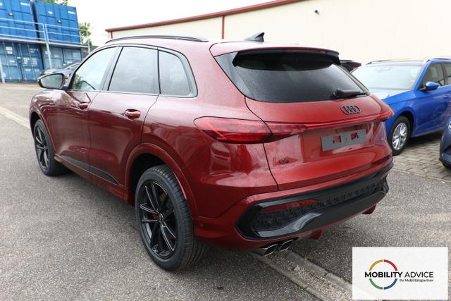 Audi Q5 S line TDI 204 2xS Tech+ Pano 20Z BlackP PrivG 