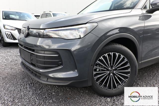 Volkswagen Tiguan DSG LED+ Pano Nav 5JGar IQ.DRIVE LM18Z 