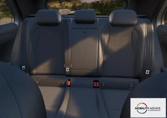 Volkswagen T-Roc R-Line EasyO AHK 5JGar Kam ParkAss+ PrivG 