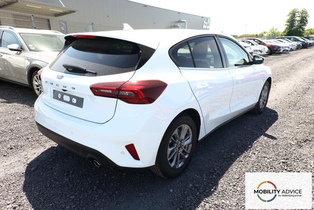 Ford Focus Titanium X ACC Nav LED Kam TotW KeyFree 
