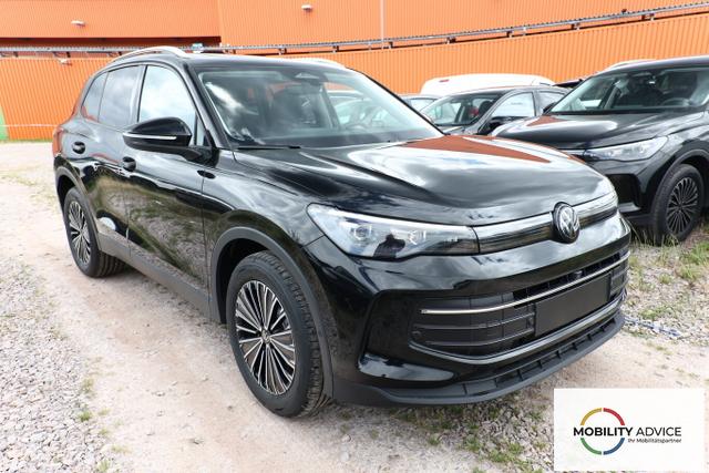 Volkswagen Tiguan DSG LED+ Pano Nav 5JGar IQ.DRIVE LM18Z 