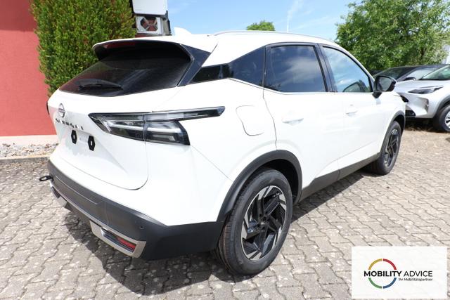 Nissan Qashqai N-CONNECTA AWD Pano 360&deg; ACC SHZ Nav LED 