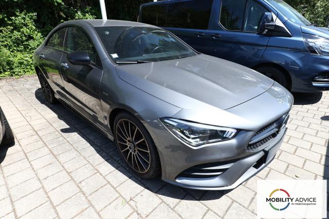 Mercedes-Benz Edition 2020 CLA 200 DCT ParkP SHZ StandH LED 