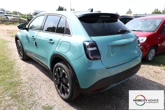 Fiat 600 La Prima Hybrid SHZ eHK ACC Nav Kam 360&deg;PDC 