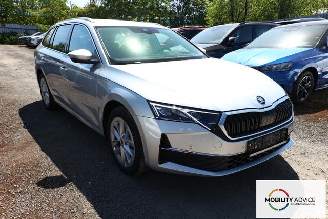 Skoda Octavia Combi Selection DSG Selec Matrix HUD Nav ACC Kessy 