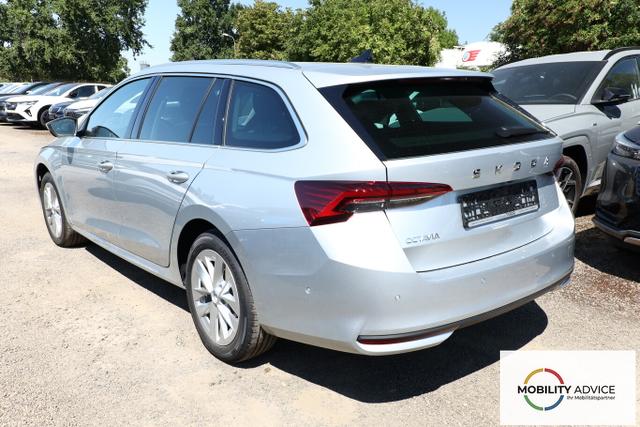 Skoda Octavia Combi Selection DSG Selec Matrix HUD Nav ACC Kessy 
