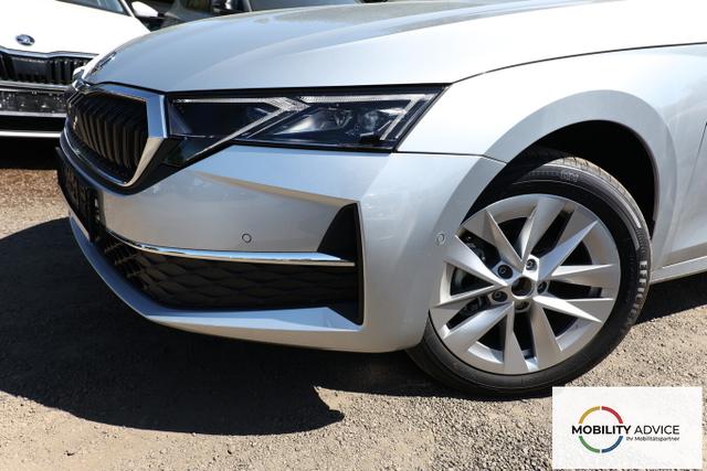 Skoda Octavia Combi Selection DSG Selec Matrix HUD Nav ACC Kessy 