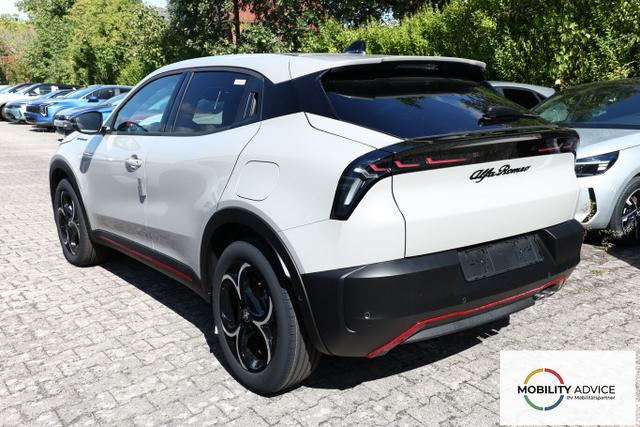 Alfa Romeo Junior Speciale Ibrida TechP Navi 18"LM elHK SHZ 