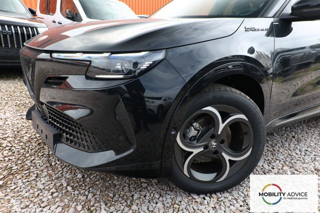 Alfa Romeo Junior Ibrida Sport Speciale TechP Matrix 18"LM 