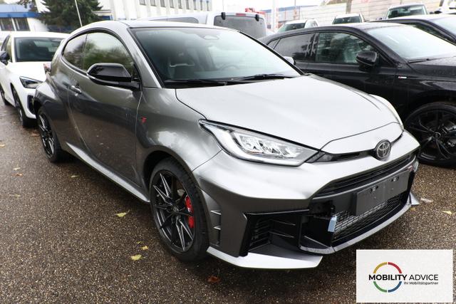 Toyota GR Yaris AT8 LED Smartkey DIgC 18"LM Ultrasuede 