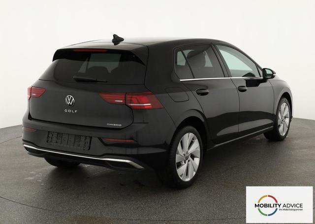 Volkswagen Golf 1.5 TSI eHybrid 150 kW VIII Style, AHK, Navi, Kamera, Side, LED-Plus 