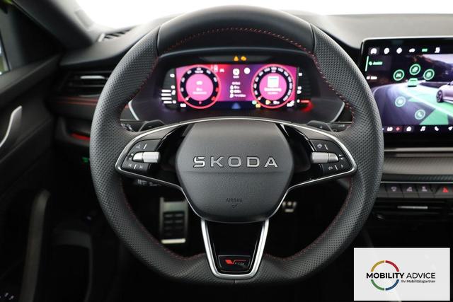 Skoda Octavia Combi 2.0 TSI 195 kW RS DSG, Pano, Standheizung, AHK, Navi, Matrix, Canton, Side, Winter, 5 J.-Garantie 