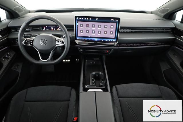 Volkswagen ID.7 Pro 210 kW Black, AHK, HuD, IQ.Light, IQ.Drive, AreaView, Side, Winter, 20-Zoll 