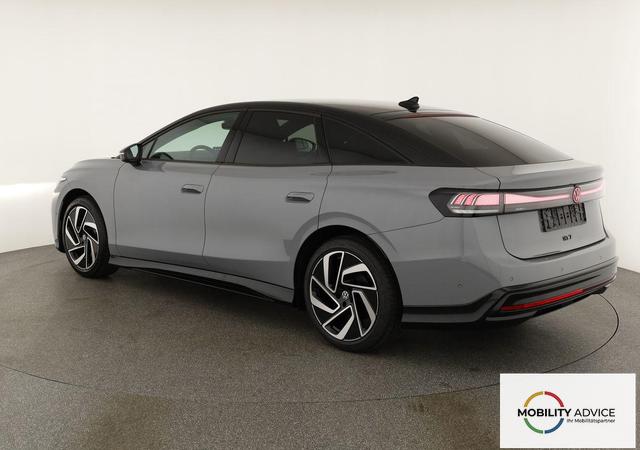 Volkswagen ID.7 Pro 210 kW Black, HuD, IQ.Light, IQ.Drive, AreaView, Side, Winter, 20-Zoll 