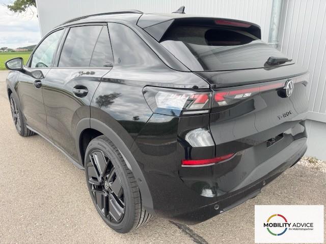 Volkswagen T-Roc 1.5 eTSI 110 kW R-Line Pano Black GV5 19 Zoll 