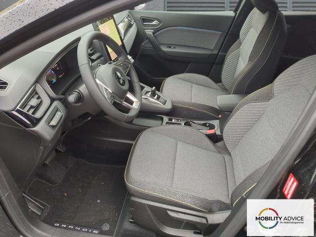 Mitsubishi Grandis Intro Edition 1.3 AT 