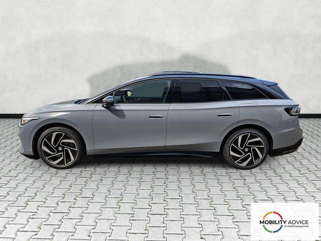 Volkswagen ID.7 Pro 210 kW Tourer BlackStyle AHK IQdr Intpaket 20Z 
