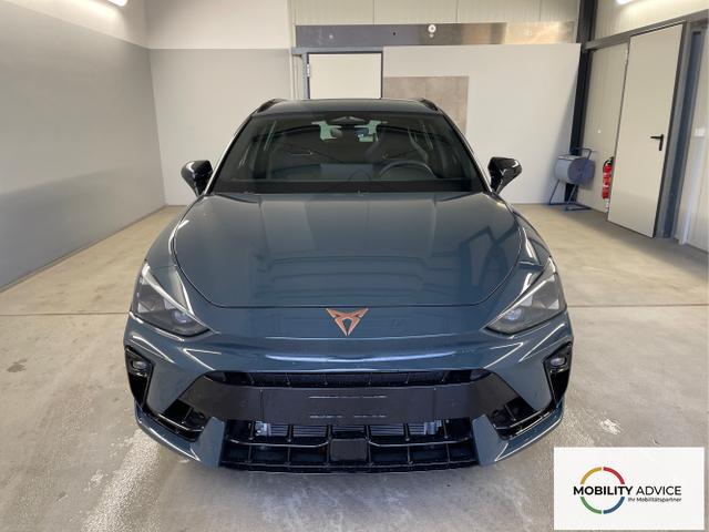 Cupra / Leon Sportstourer / Blau / / / 333PS DSG 4Drive Matrix+Navi+Winter+AHK+Intelligent Drive