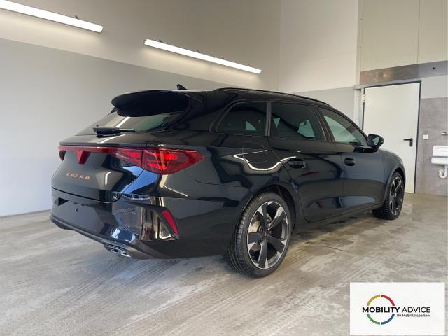 Cupra / Leon Sportstourer / Schwarz / / / 150PS TDI DSG AHK+Kamera+el. Heckklappe
