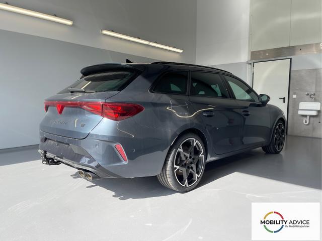 Cupra / Leon Sportstourer / Grau / / / 333PS DSG 4Drive Matrix+Navi+AHK+Alu19+Sitzheiz+IntelligentDrive