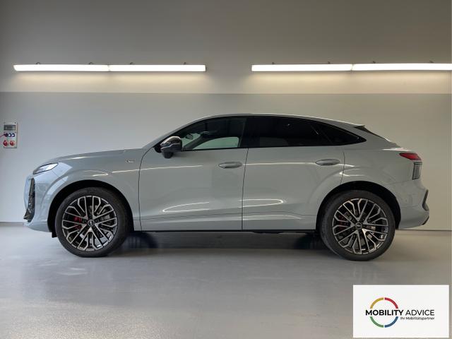 Audi / Q3 Sportback / Grau / / / TFSI 265 PS quattro S line Pano+TechPro+Matrix+AHK+HUD+Alu20+KlimaPlus+DCC+SONOS